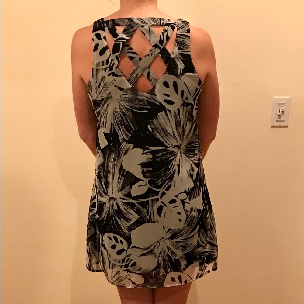 Tropical Mini Dress - Picture 2 of 5
